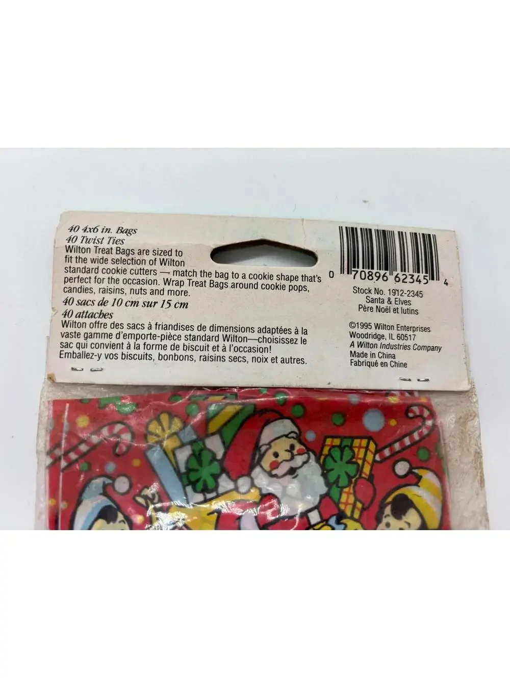 1995 Vintage Wilton Holiday Cheer 40 Count Treat Bags  6” x 4” Santa & Elves